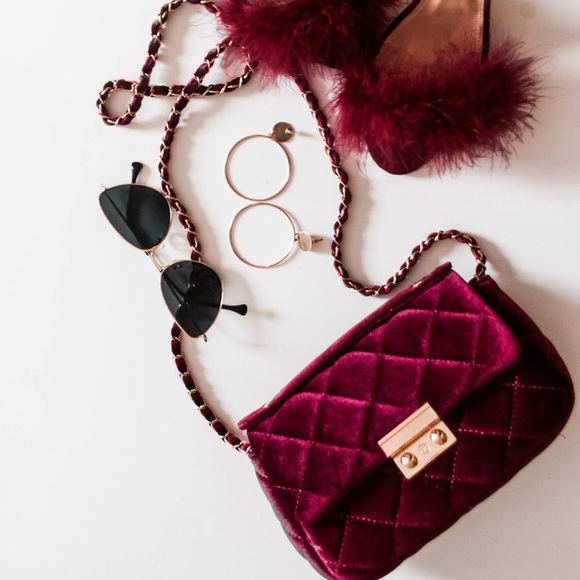 Small Wine Shoulder Bag - Picture 5 of 6